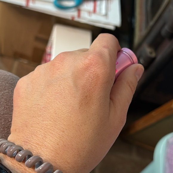 Jeffree Star Tinted Lip Balm Cowboy Kiss - Picture 4 of 4